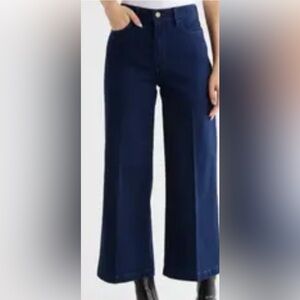 PAIGE/ Genesee Wide Leg Crop Jeans. Preowned SZ 27